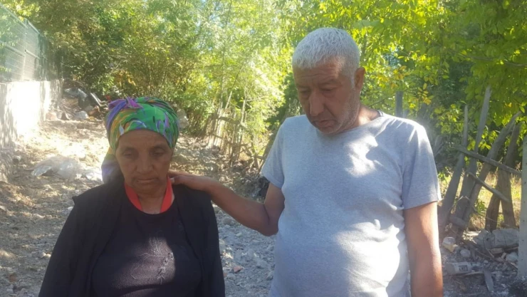 Zonguldak'ta 4 Kişilik Aile Sokakta Kaldı