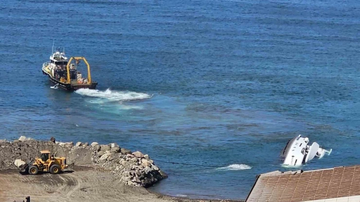 Bir Yılda İnşa Edildi, 15 Dakikada Battı