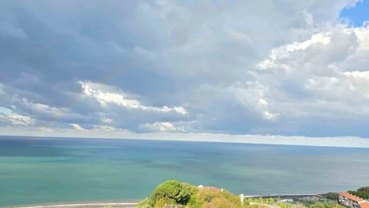 Zonguldak'ta Gök Kuşağı İle Hortumlar Ortaya Çıktı