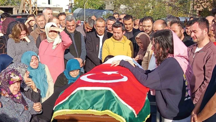 Zonguldak'ta 2 Kişi Toprağa Verildi