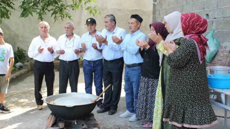 Zonguldak'ta Özbek Pilavlı Düğün Gerçekleştirildi