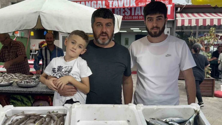 Tezgahlar Balıkla Şenlendi