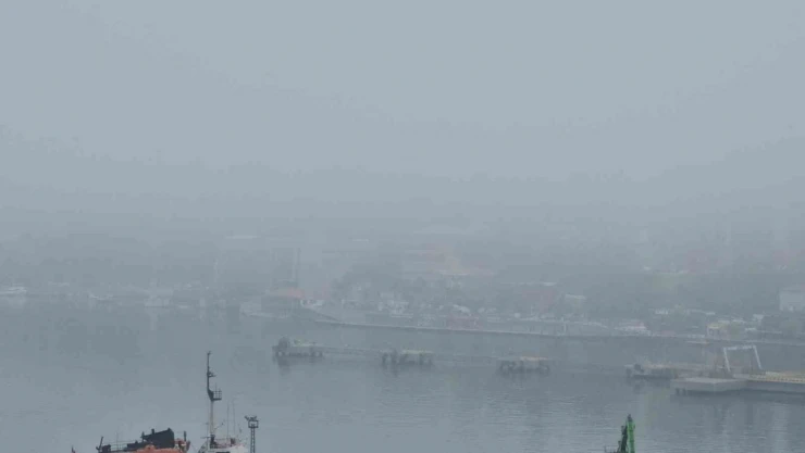 Zonguldak'ta Yoğun Sis Etkili Oldu