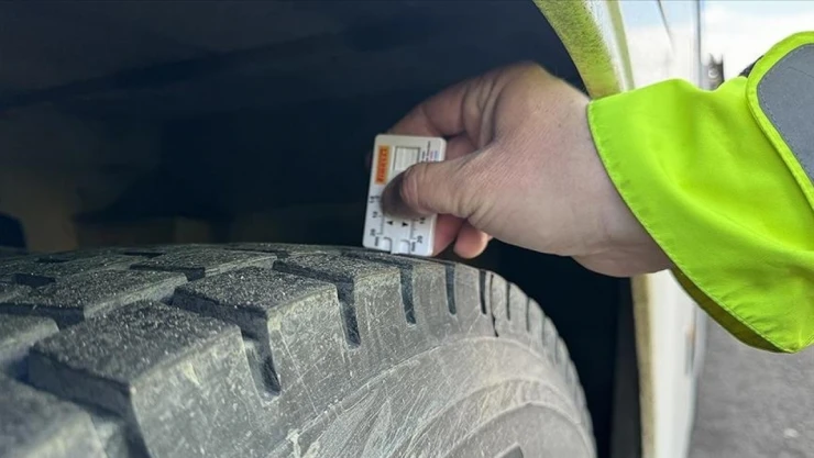 Zorunlu Kış Lastiği Uygulaması Sona Erecek