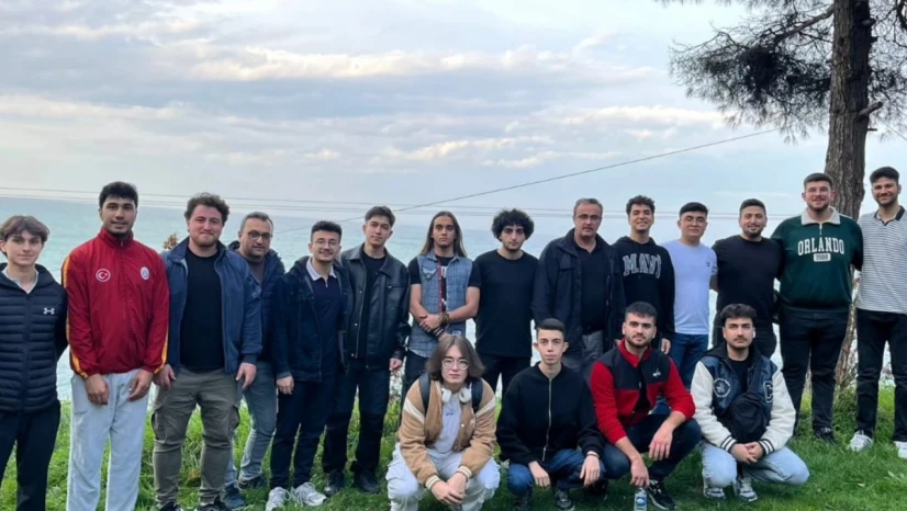 Abana'da Öğrencilerden Örnek Davranış