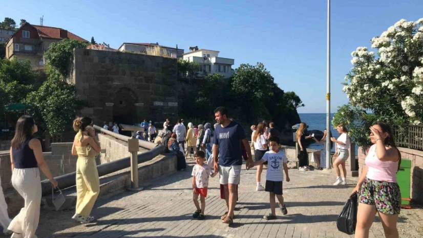 Amasra'da Hafta Sonu Yoğunluğu