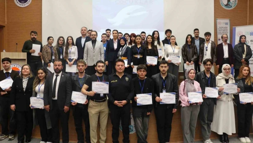 Balina Aydın, Gerze'de Çocuklarla Buluştu