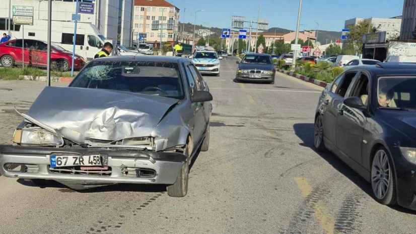 Bartın'da Feci Kaza: 3 Yaralı