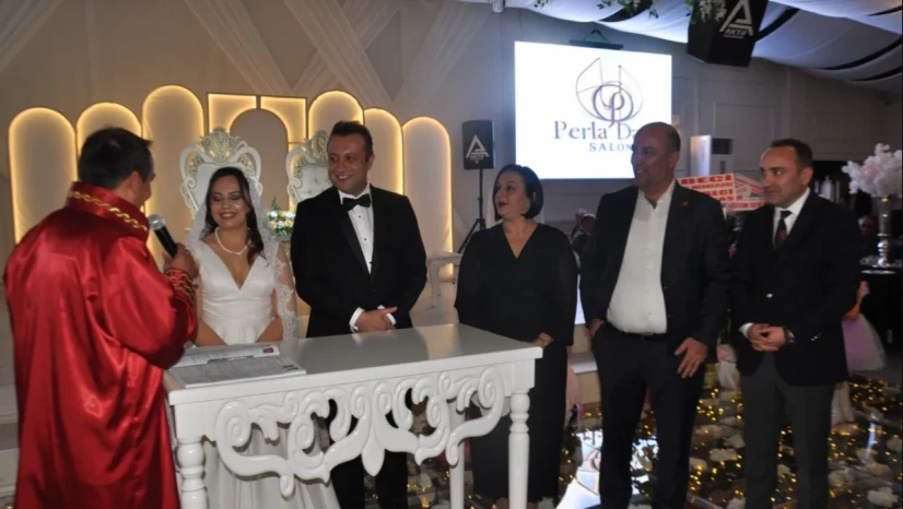 Eda İle Abdullah Burak Evlendi