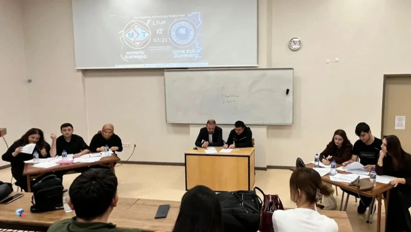 Eğitim Fakültesi Toplulukları Münazara Yarışmasında Buluştu