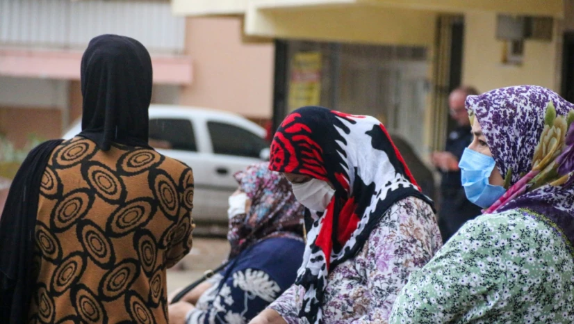 Evinde Ölü Bulundu, Komşuları Maskesiz Sokağa Çıkamadı