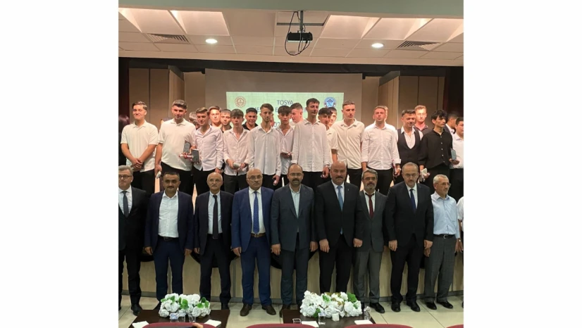 Geleceğin Ustaları Belgelerini Aldı