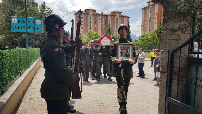 Kıbrıs Gazisi Toprağa Verildi
