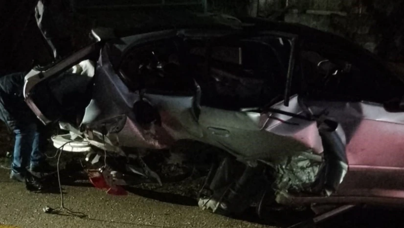 Şarampole Yuvarlanan Otomobildeki Kadın Hayatını Kaybetti