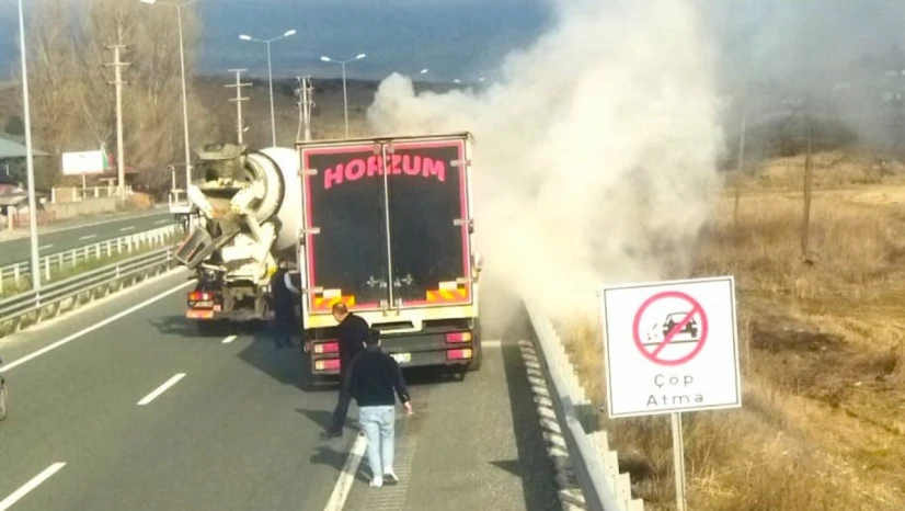 Seyir Halindeki Tırda Yangın Çıktı