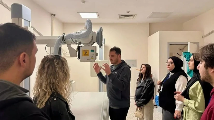 Üniversite Öğrencileri Sağlık Teknolojilerini Yakından Tanıdı