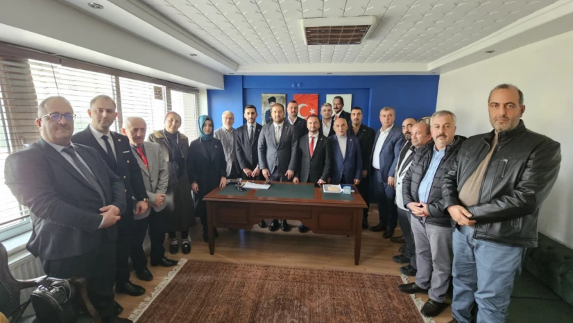 Yeniden Refah Partisi'nden Siyasi Partilere Nezaket Ziyareti