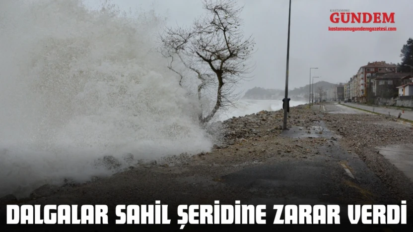 Dalgalar Sahil Şeridine Zarar Verdi