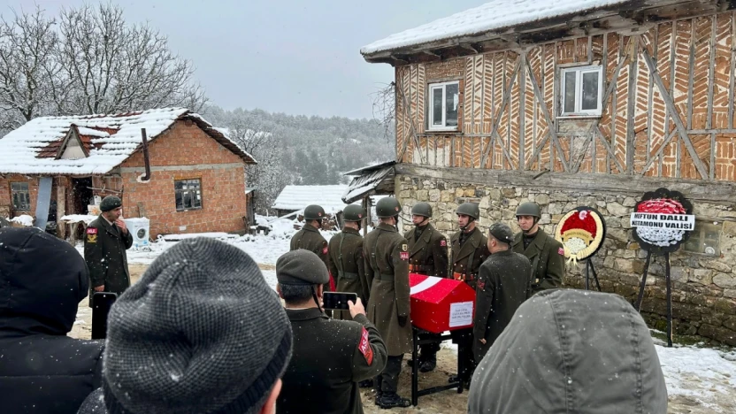 Ferdi Çatal Askeri Törenle Ebediyete Uğurlandı