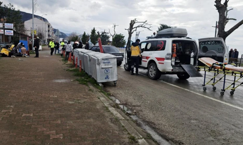 Kastamonu'da Motosiklet İle Otomobil Çarpıştı!
