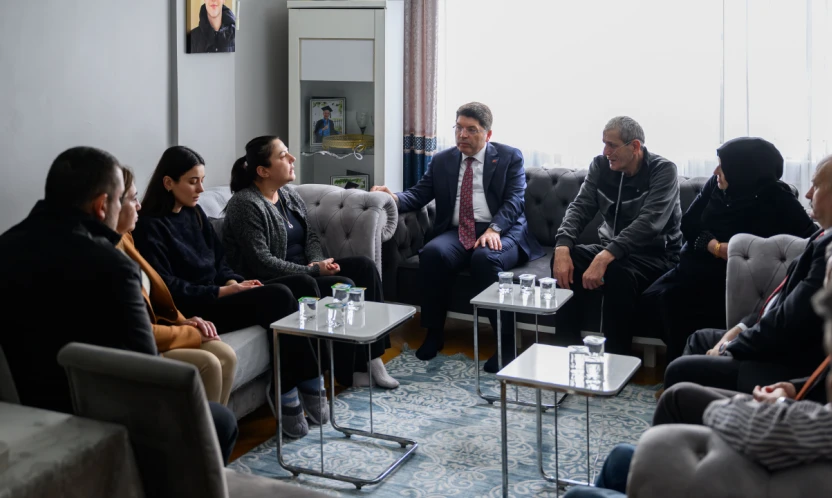 Tunç'tan, Atlas Çağlayan'ın Ailesine Ziyaret