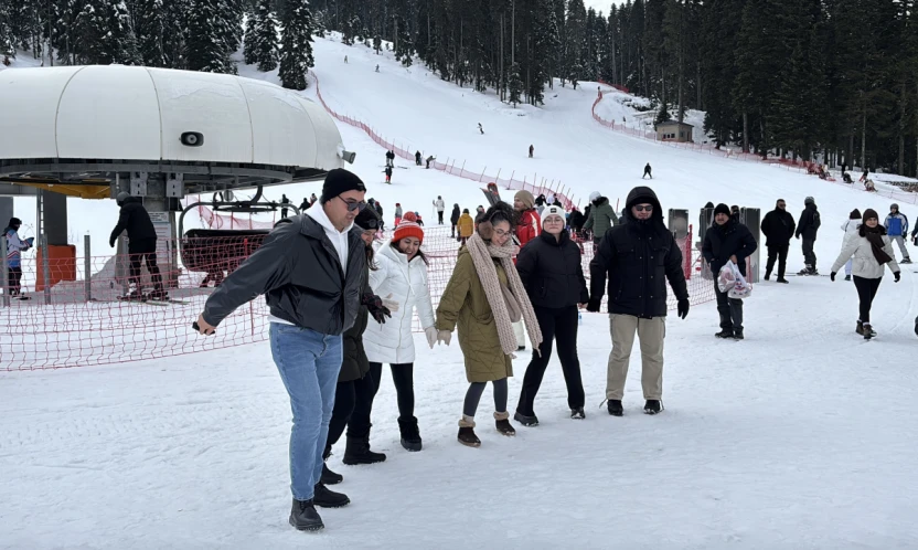 Yurduntepe'de Kayak Keyfi Halayla Buluştu